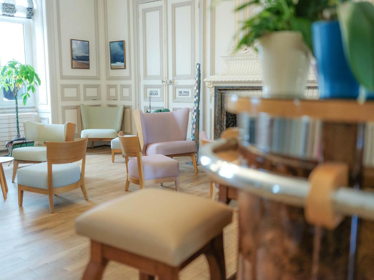 Logis Hotel De L'Europe Puvatya Dış mekan fotoğraf