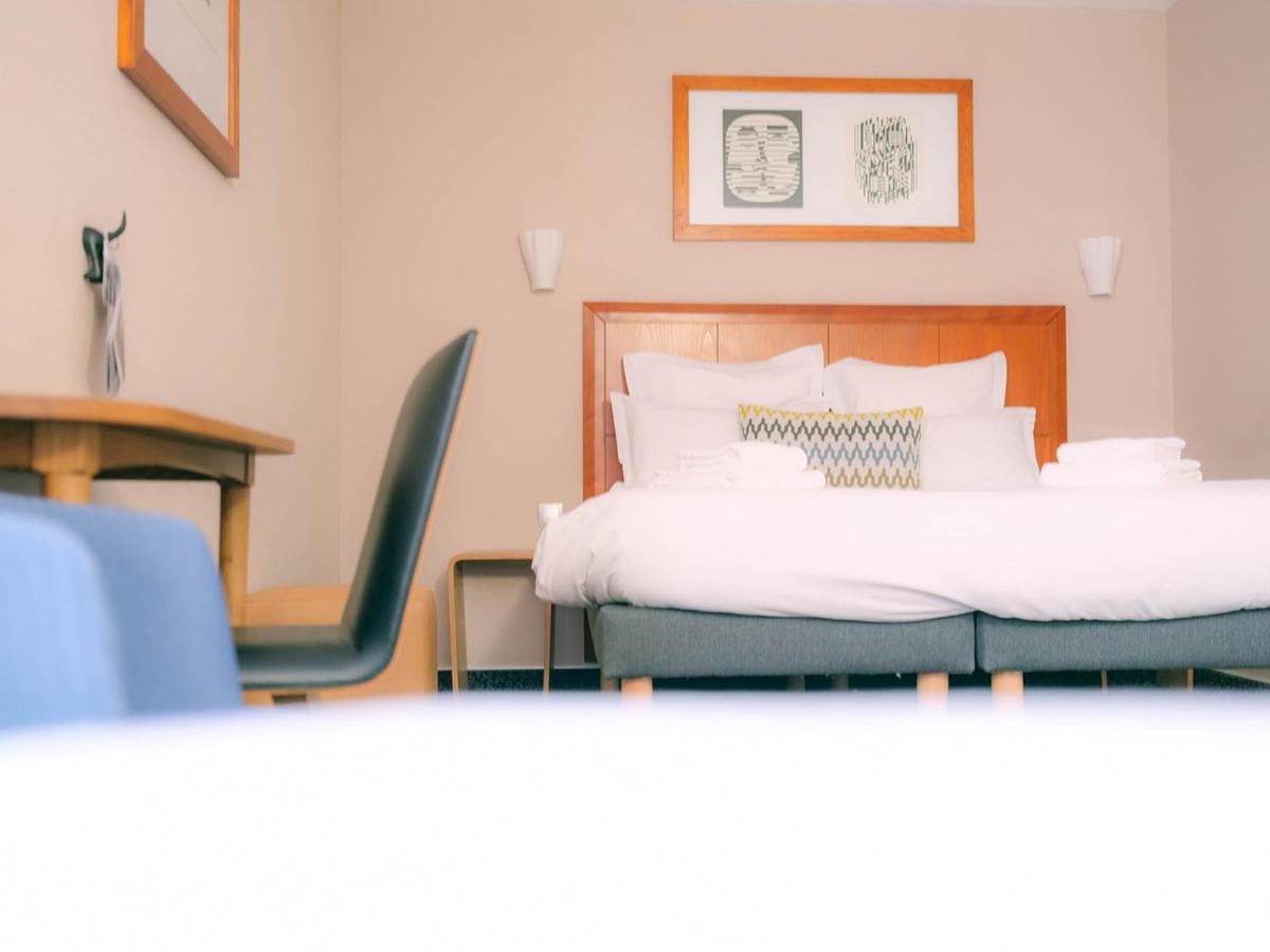 Logis Hotel De L'Europe Puvatya Oda fotoğraf