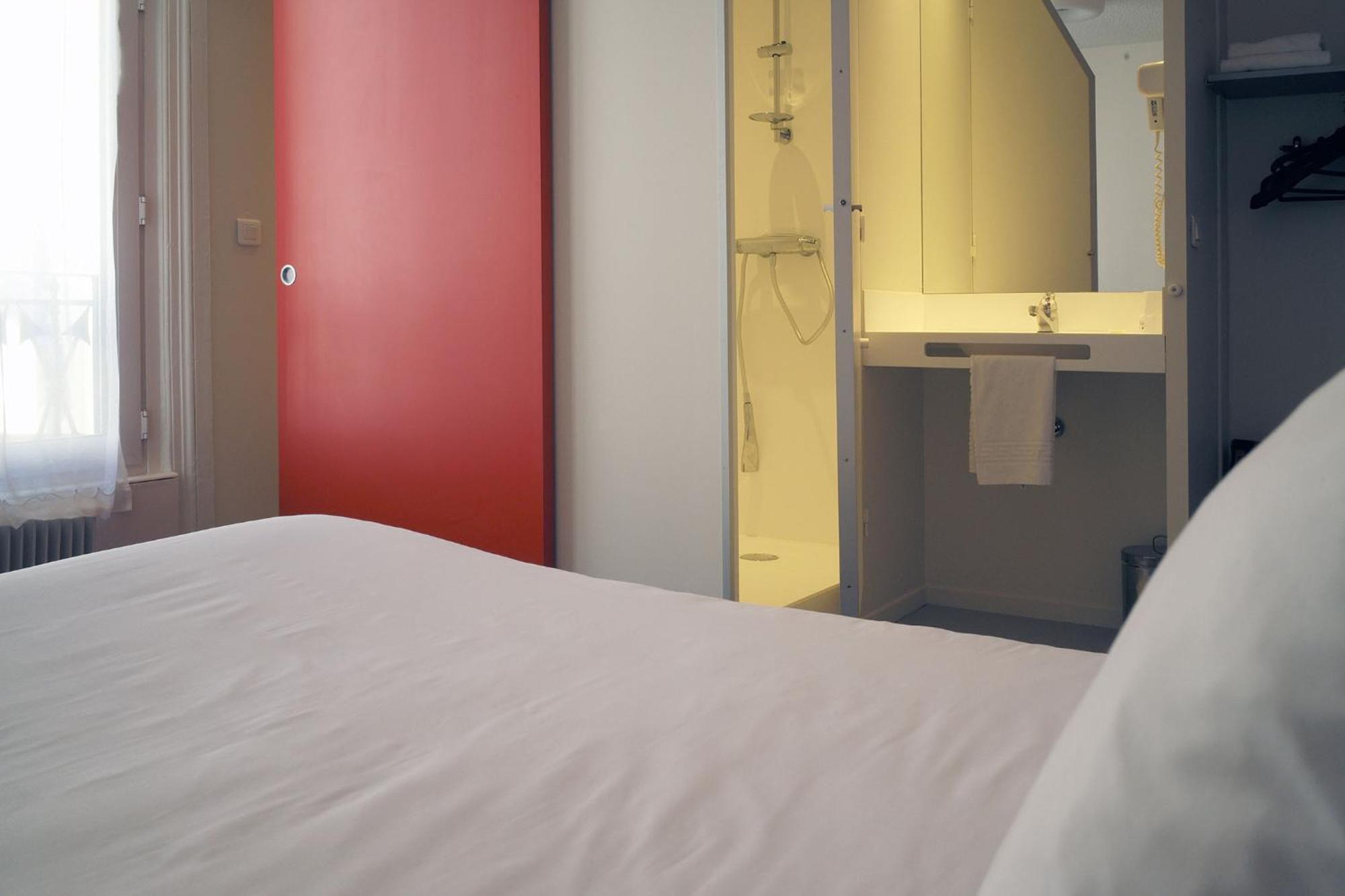 Logis Hotel De L'Europe Puvatya Oda fotoğraf